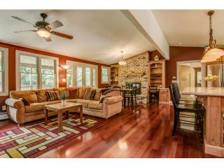 13201 40th St, Afton, MN 55001-9638