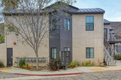 3239 Broad St, San Luis Obispo, CA 93401-6707