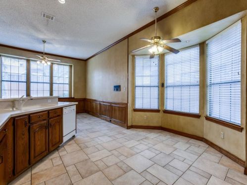 106 Lk Frst Ct, Garland TX  exterior