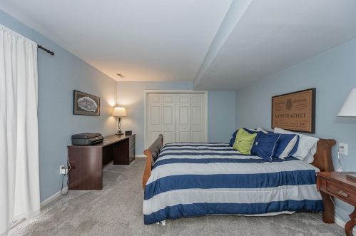 231 Hastings St, Cincinnati OH 45219-1420 exterior