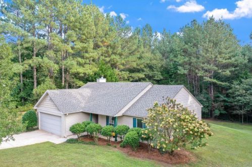 144 Terrace Cir, Lexington, GA 30648-2426