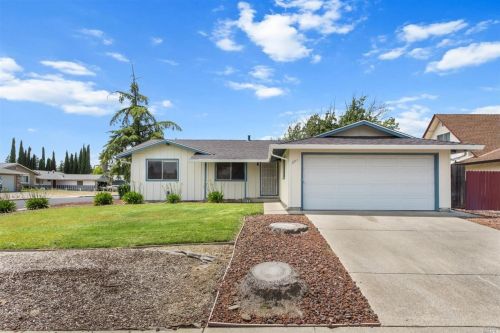 391 Franklin Ct, Vacaville, CA 95687-6411
