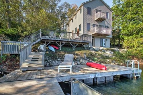 64 Long Pond Rd, Gales Ferry, CT 06339-1474