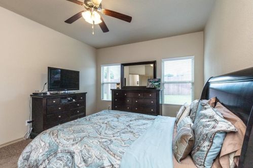 1824 Kachina Lodge Rd, Fort Worth TX  76131-2403 exterior