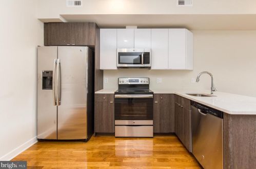 1647 Germantown Ave, Philadelphia PA 19140-4224 exterior