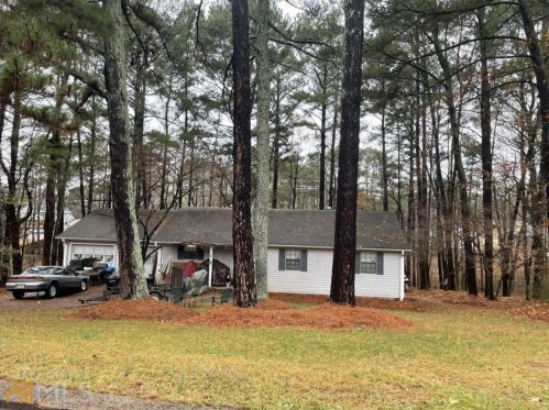 803 Bankshire Dr, Suwanee, GA 30024-2601
