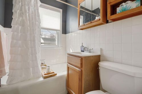 2710 2nd Ave, Saint Paul MN  55109-3320 exterior