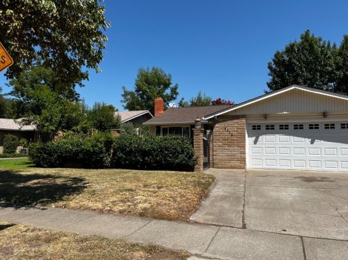 2379 Cordova Ln, Rancho Cordova, CA 95670-3917