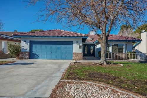 14631 Greenbriar Dr, Helendale, CA 92342-7783
