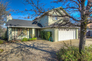515 Hanland Ct, Redding, CA 96003-3730