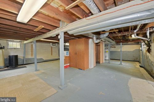 601 Mount Laurel Rd, Mount Laurel NJ  08054-9555 exterior