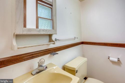 20 Hillman Ct, Aberdeen MD  21001-2407 exterior