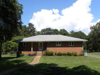 4611 Great Oaks Dr, Anderson, SC 29625-6214
