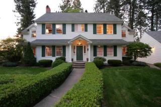 617 13 Ave, Spokane WA  99204-3703 exterior