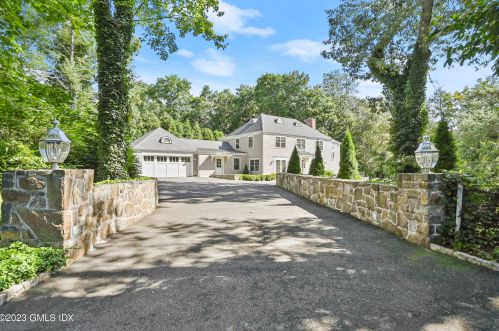 36 Evergreen Rd, Greenwich CT  06830-4611 exterior