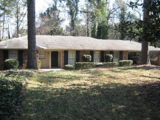 5805 Mountain Creek Rd, Atlanta GA  30328-5036 exterior