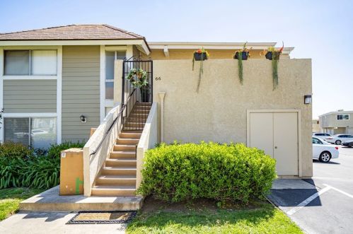 66 Oval Rd, Irvine, CA 92604-2460