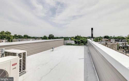 707 40th St, Philadelphia PA  19104-1635 exterior