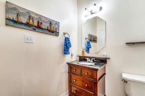 8981 Willow Spg Ln, Conroe TX  77302-3453 exterior