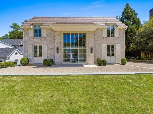 2303 Havenridge Dr, Atlanta GA  30305-4014 exterior