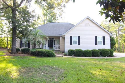 228 Lakewood Dr, Greenwood, SC 29649-9181
