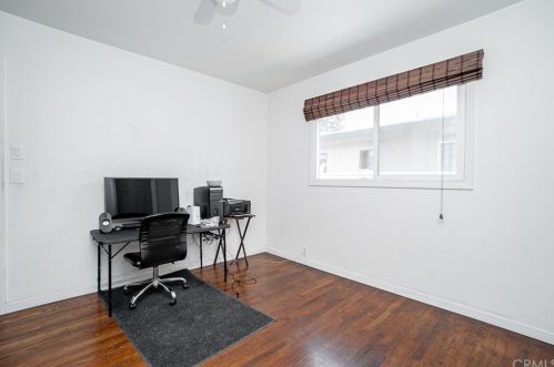 2863 Bridgeport Ave, Anaheim CA  92804-2047 exterior