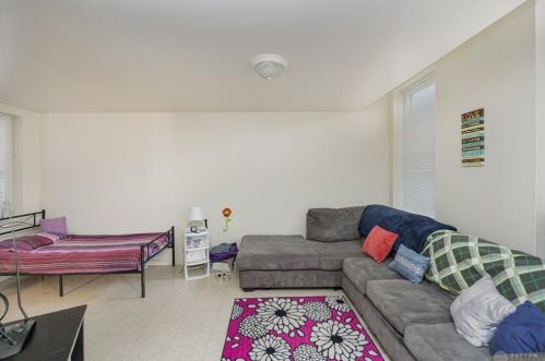 2130 Hatmaker St, Cincinnati OH 45204-1979 exterior