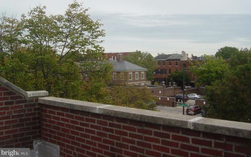 400 5 St, Philadelphia PA 19147-1508 exterior