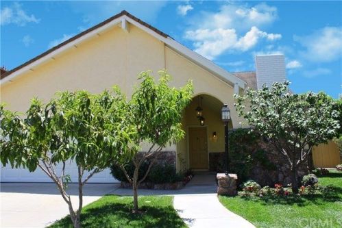 6134 Tonga Cir, Cypress, CA 90630-5661