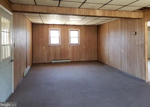 13 Crestview Dr, Harpers Ferry WV 25425-6148 exterior