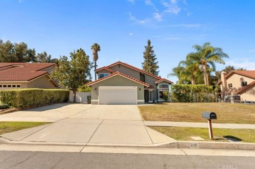 214 Jesse Way, Redlands, CA 92374-5579