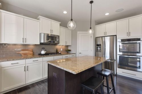 15972 Elmwood Way, Saint Paul MN  55124-4250 exterior