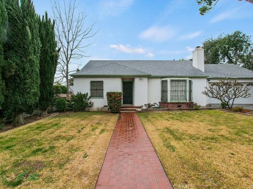 3111 La Corona Ave, Altadena, CA 91001-4334
