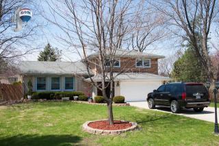 1218 Greenview Ct, Schaumburg, IL 60193-4743