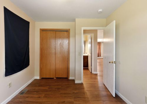 579 Desoto St, Saint Paul MN  55130-4404 exterior