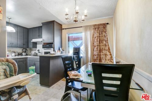 343 Riverdale Dr, Glendale CA  91204-4825 exterior