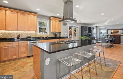 9505 Ocala St, Silver Spring MD 20901-3049 exterior