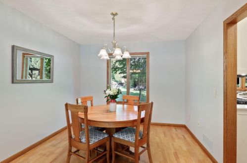 15787 Highview Dr, Saint Paul MN  55124-7011 exterior