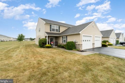 500 Taylor Ave, Carlisle PA  17013-1676 exterior