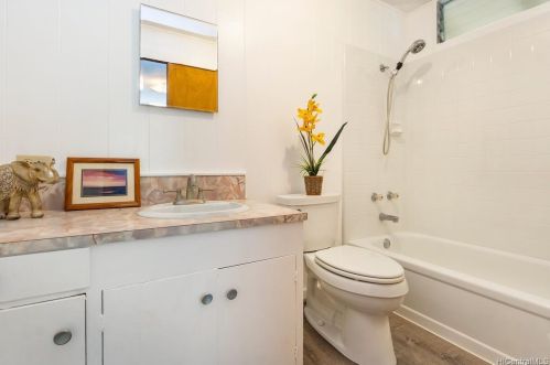 1859 10 Ave, Honolulu HI  96816-2910 exterior