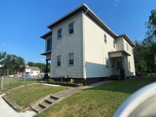 1105 High St, Springfield OH  45505-1121 exterior