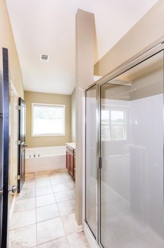 7060 Elmwood Ridge Ct, Atlanta GA  30340-1873 exterior