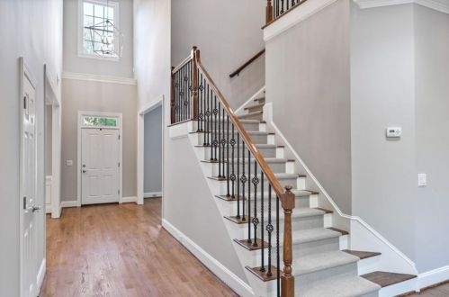 1066 Hedge Rose Ct, Atlanta GA  30324-2781 exterior