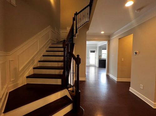 3296 Ferncliff Ln, Atlanta GA  30324-2573 exterior