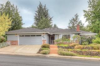 967 Beswick Way, Ashland, OR 97520-3503