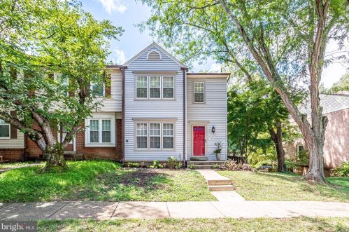 7950 Forest Path Way, Springfield VA  22153-2637 exterior