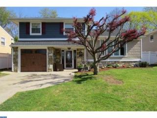 9733 Morefield Rd, Philadelphia, PA 19115-1949