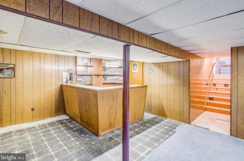 852 Wayside Ln, Haddonfield NJ 08033-1047 exterior