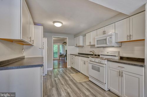 9620 Basket Ring Rd, Columbia MD  21045-3418 exterior