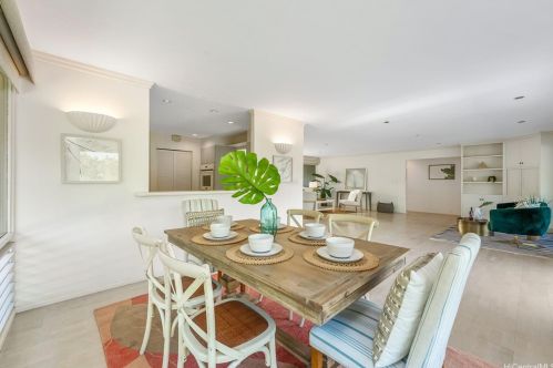 80 Makaweli St, Honolulu HI  96825-2147 exterior